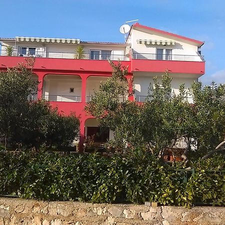 Apartments Mare - 30 M From Pebble Beach Seget Vranjica Zewnętrze zdjęcie