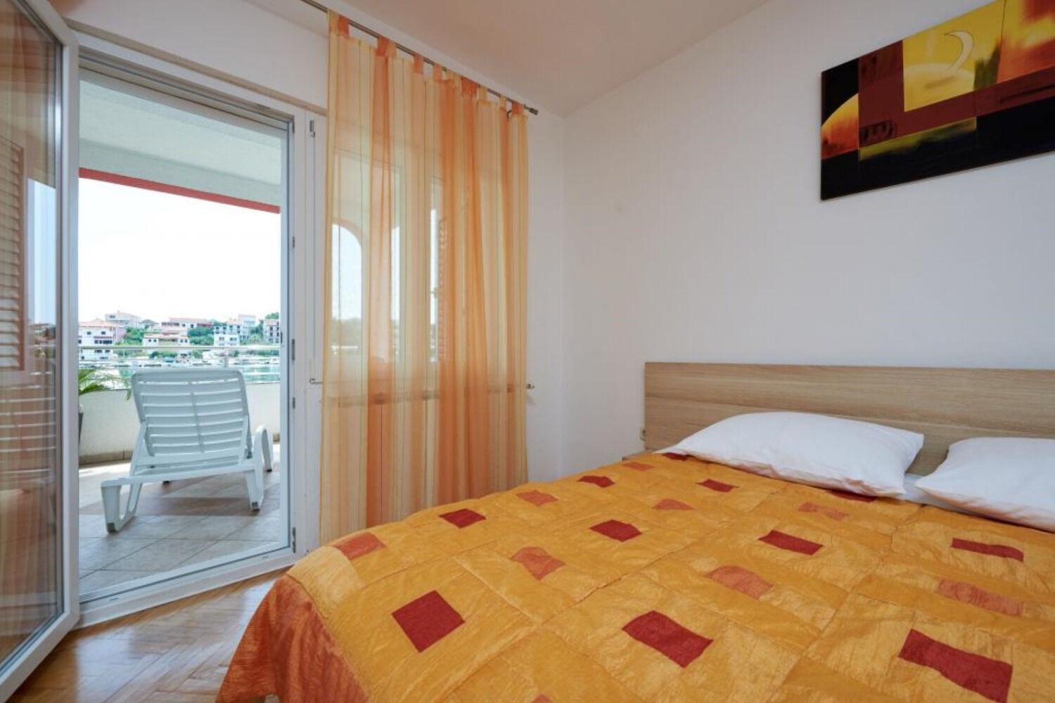 Apartments Mare - 30 M From Pebble Beach Seget Vranjica Zewnętrze zdjęcie