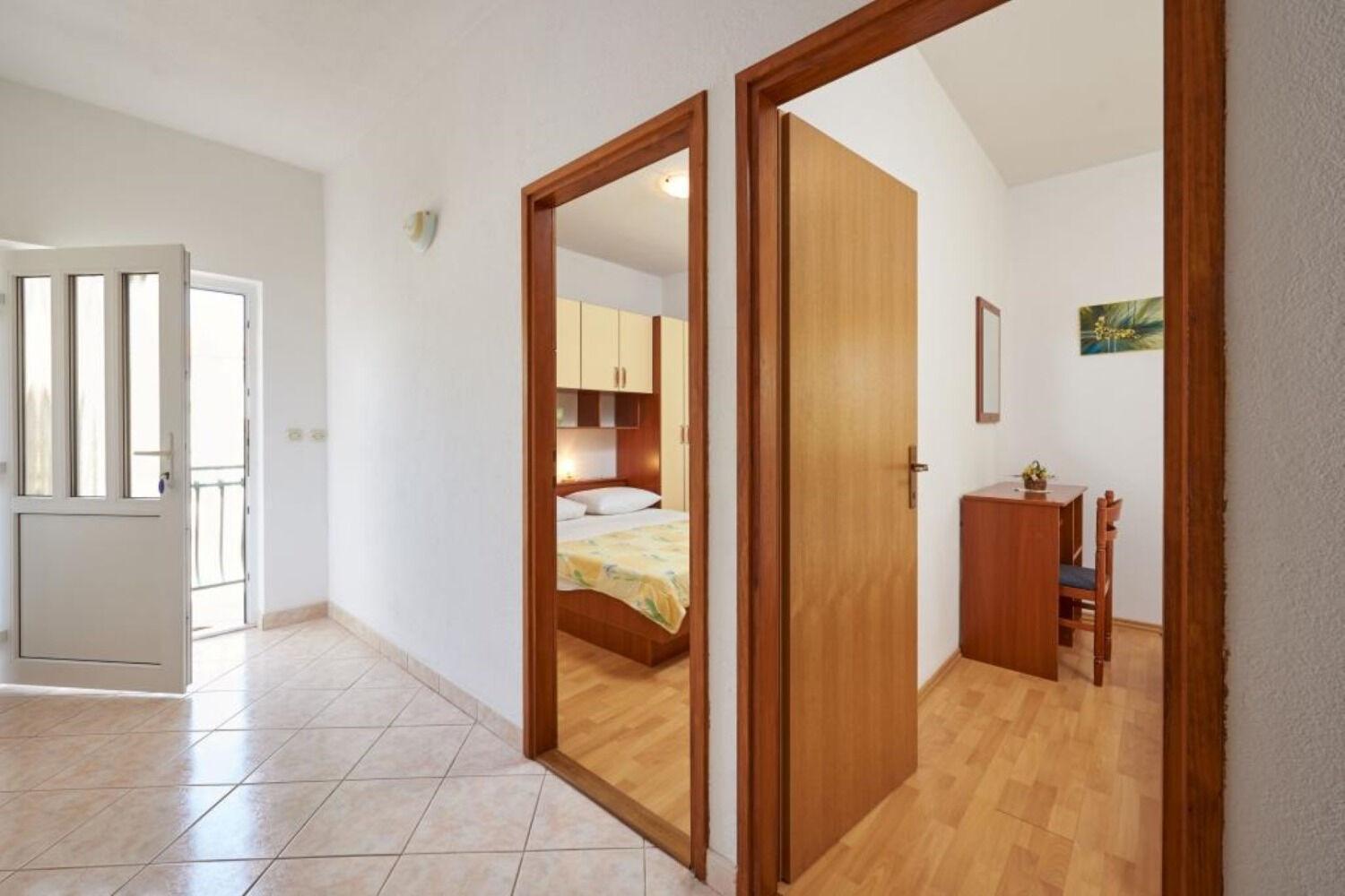 Apartments Mare - 30 M From Pebble Beach Seget Vranjica Zewnętrze zdjęcie