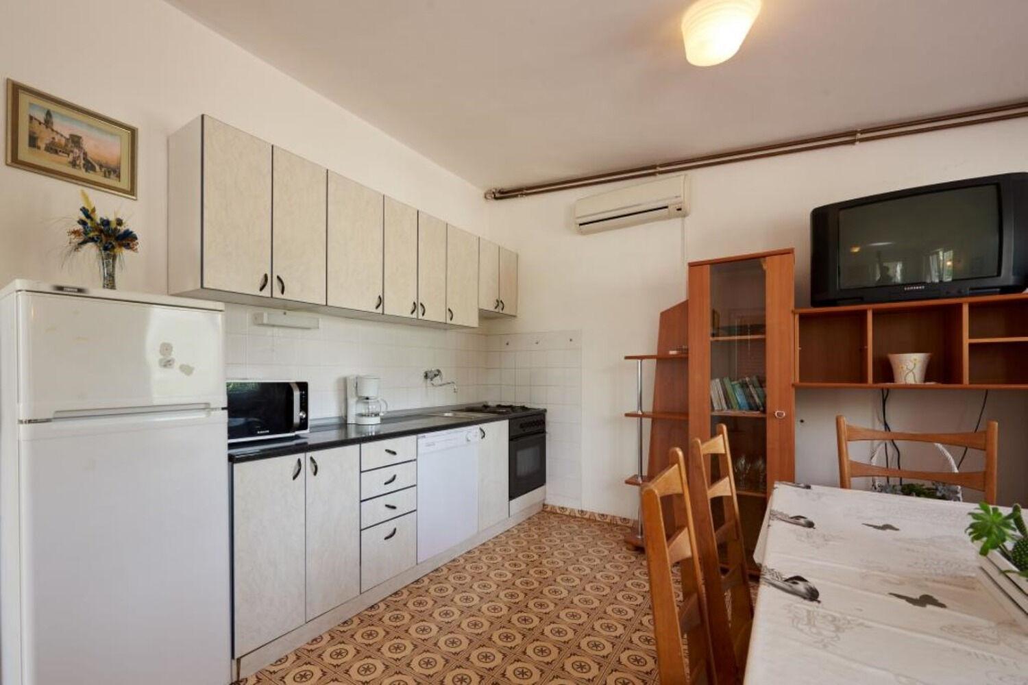 Apartments Mare - 30 M From Pebble Beach Seget Vranjica Zewnętrze zdjęcie